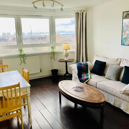 A Skyhigh Stay For 2 In Vauxhall London Exterior photo